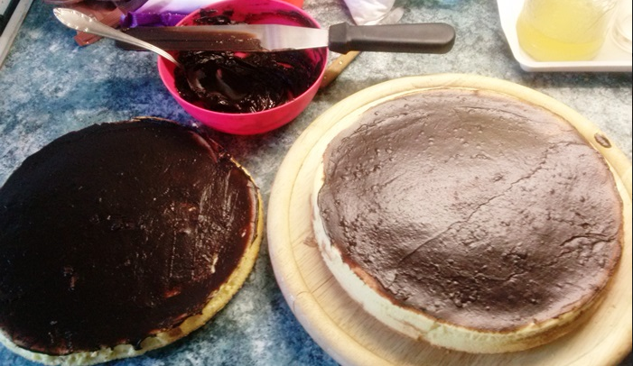 torta összeállítása