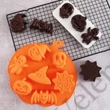 Kép 3/3 - 7 adagos Halloween szilikon muffin sütőforma