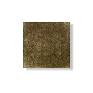 25*25 cm-es arany színű négyzet alakú tortadob