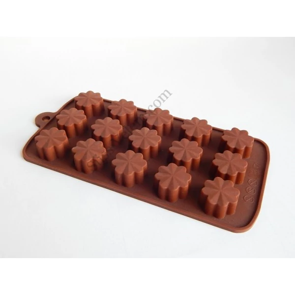 Lóhere alakú bonbon forma szilikon
