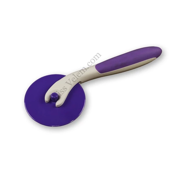 Görgős fondant vágó